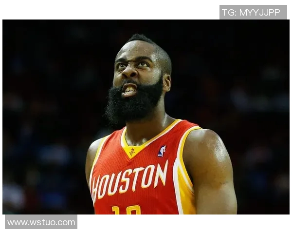 威少与哈登争夺MVP荣誉的背后故事与篮球生涯的精彩对比