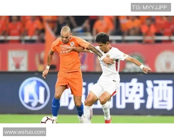 2017年鲁能与上港激战回顾:激情四溢的中超对决与精彩瞬间解析 2017年鲁能与上港激战回顾:激情四溢的中超对决与精彩瞬间解析