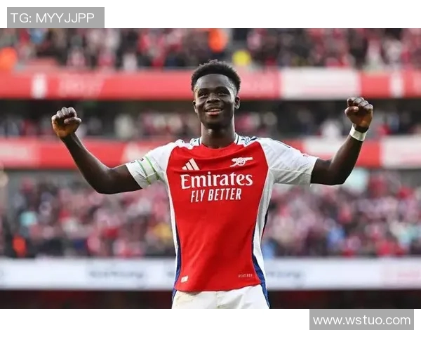 萨卡的崛起与英超赛场的辉煌历程如何塑造未来足球明星的典范 萨卡的崛起与英超赛场的辉煌历程如何塑造未来足球明星的典范