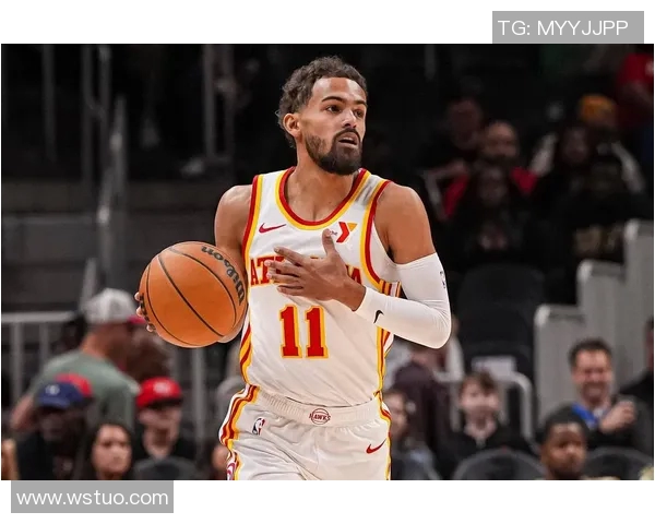 特雷杨带领亚特兰大老鹰队迎战新赛季挑战展现超凡球技与领袖魅力